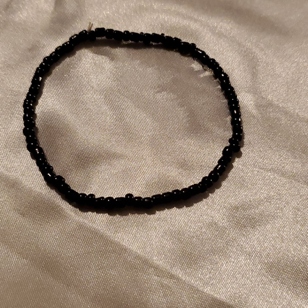 Bracelets - Picture 4 of 5